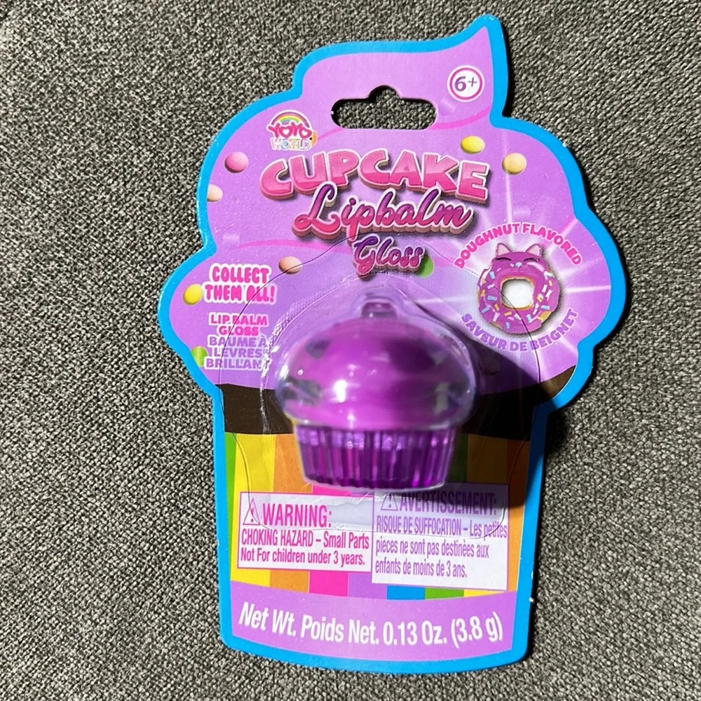 🧁🧁Yoyo Cupcake Lip Balm Gloss Set🧁🧁